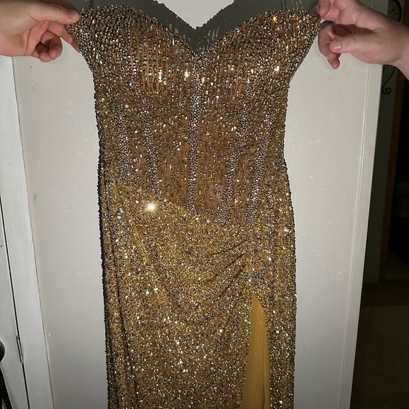 Gold Portia and Scarlett Dress - Picture 4 of 5